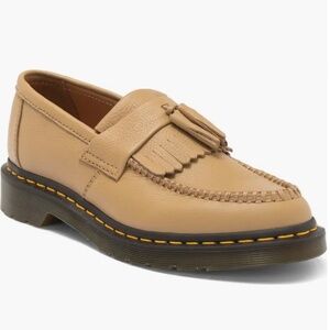 Dr. Martens 8065 Tassel Loafer Savannah Tan Virginia Size 7/US Women 38EU